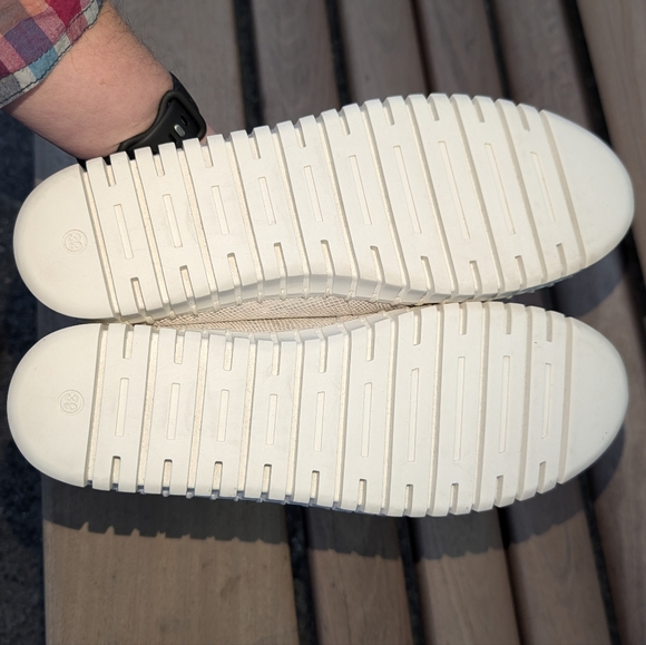 Eric Michael Yvette Leisure Flats in Silver sz 8 - Picture 8 of 11